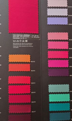 Farbkarte Crepe scaled c46bbb59