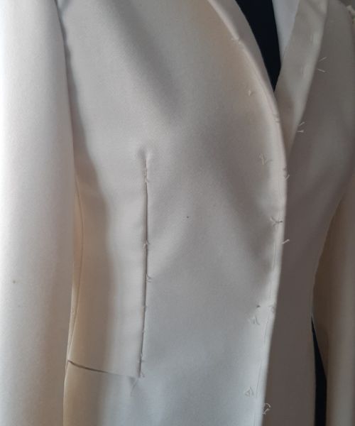 Damenmode 5 Manteldetail 2aa04b72